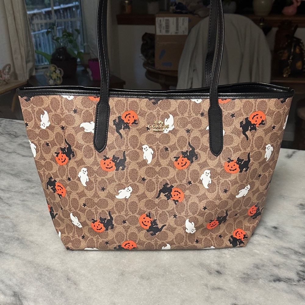 Coach Halloween city tote